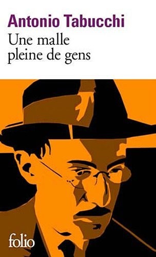 Une malle pleine de gens: Essais sur Fernando Pessoa