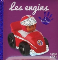 Bébé touche-à-tout - Les engins