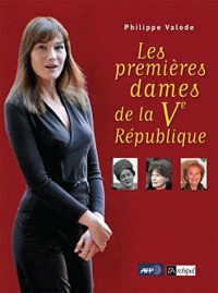 LES PREMIÈRES DAMES DE LA Ve RÉPUBLIQUE