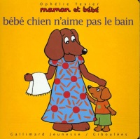 Bébé chien n'aime pas le bain