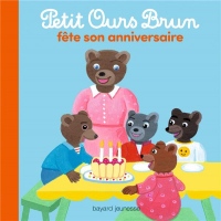 Petit Ours Brun fête son anniversaire