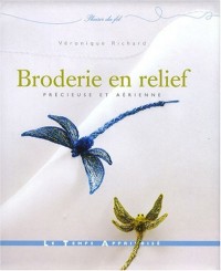 BRODERIE EN RELIEF
