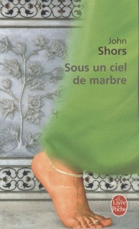 Sous un ciel de marbre