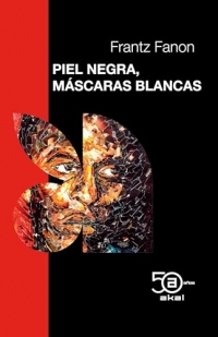 Piel negra, máscaras blancas