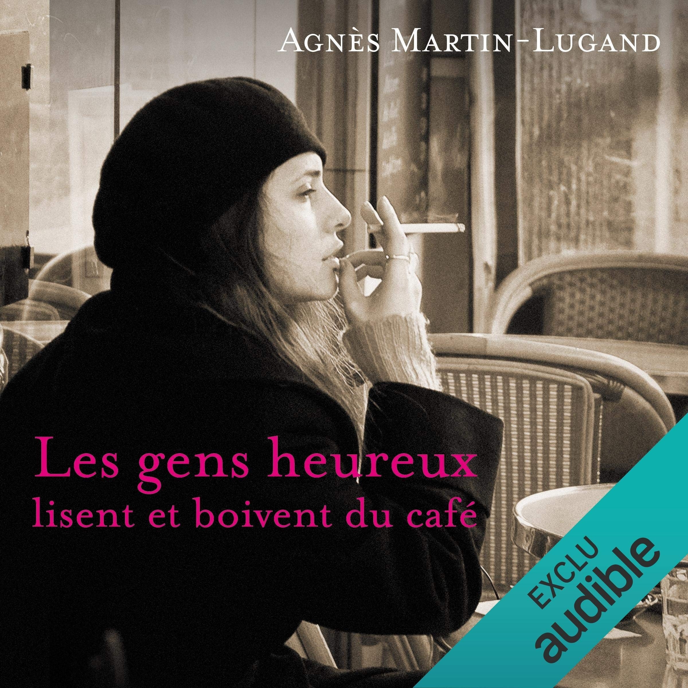 Les gens heureux lisent et boivent du café