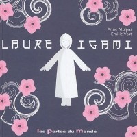 Laure Igami : Petite fille en papier plié