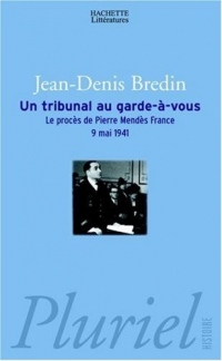 Un tribunal au garde-à-vous