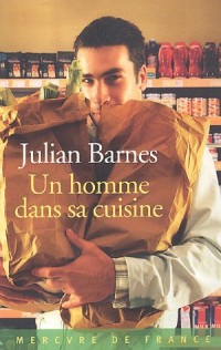 Un homme dans sa cuisine