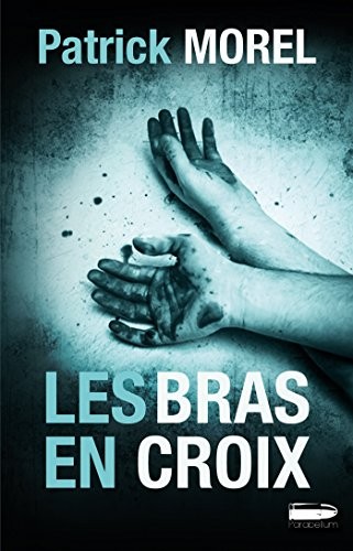 Les bras en croix