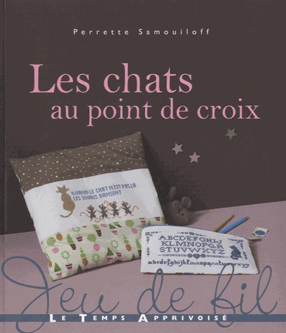 Les chats au point de croix