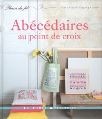 Abécédaires au point de croix