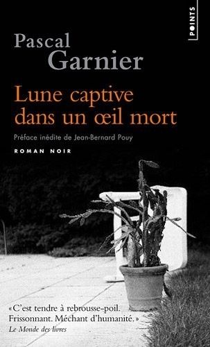 Lune captive dans un Oeil mort