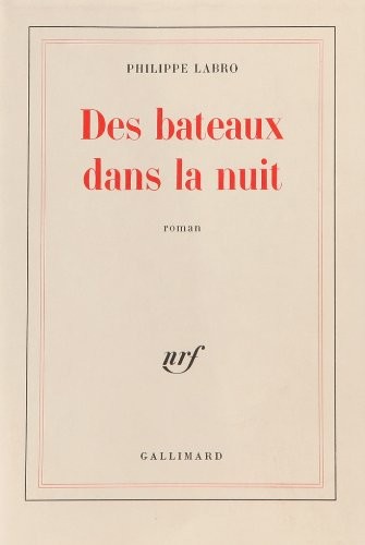 Des bateaux dans la nuit