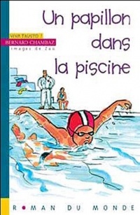 Un papillon dans la piscine