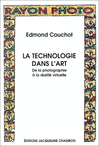 La Technologie dans l'art : De la photographie à la réalité virtuelle