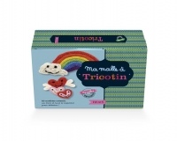 Ma malle à tricotin : Contient : 1 livre de modèles, 1 aiguille à laine, 5 pelotes de laine, 1 tricotin en bois et son aiguille