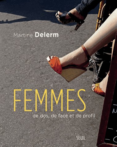 Femmes . De dos, de face et de profil