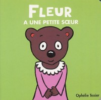 Fleur à une petite soeur