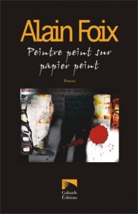 Peintre peint sur papier peint