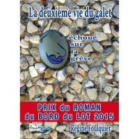 La Deuxieme Vie du Galet Echoue Sur la Plage